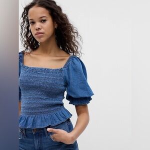 Gap Puff Sleeve Denim Smocked Peplum Top size M